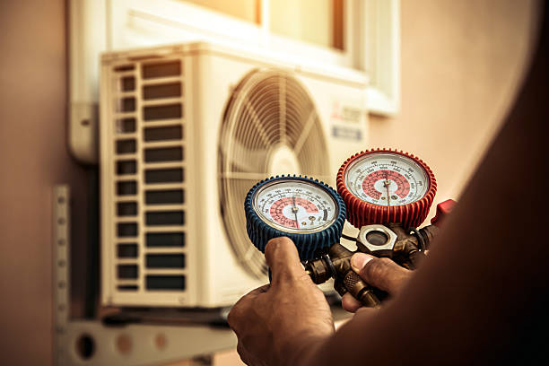 Professional Hvac Installation technician working in Perris, CA